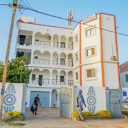 Mgm Apartments Gambia Кололі Екстер'єр фото