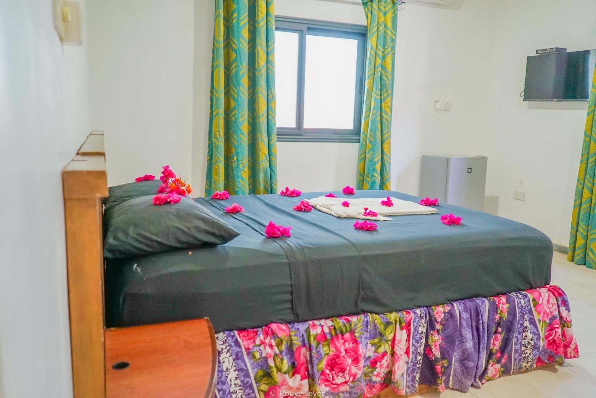 Mgm Apartments Gambia Кололі Екстер'єр фото
