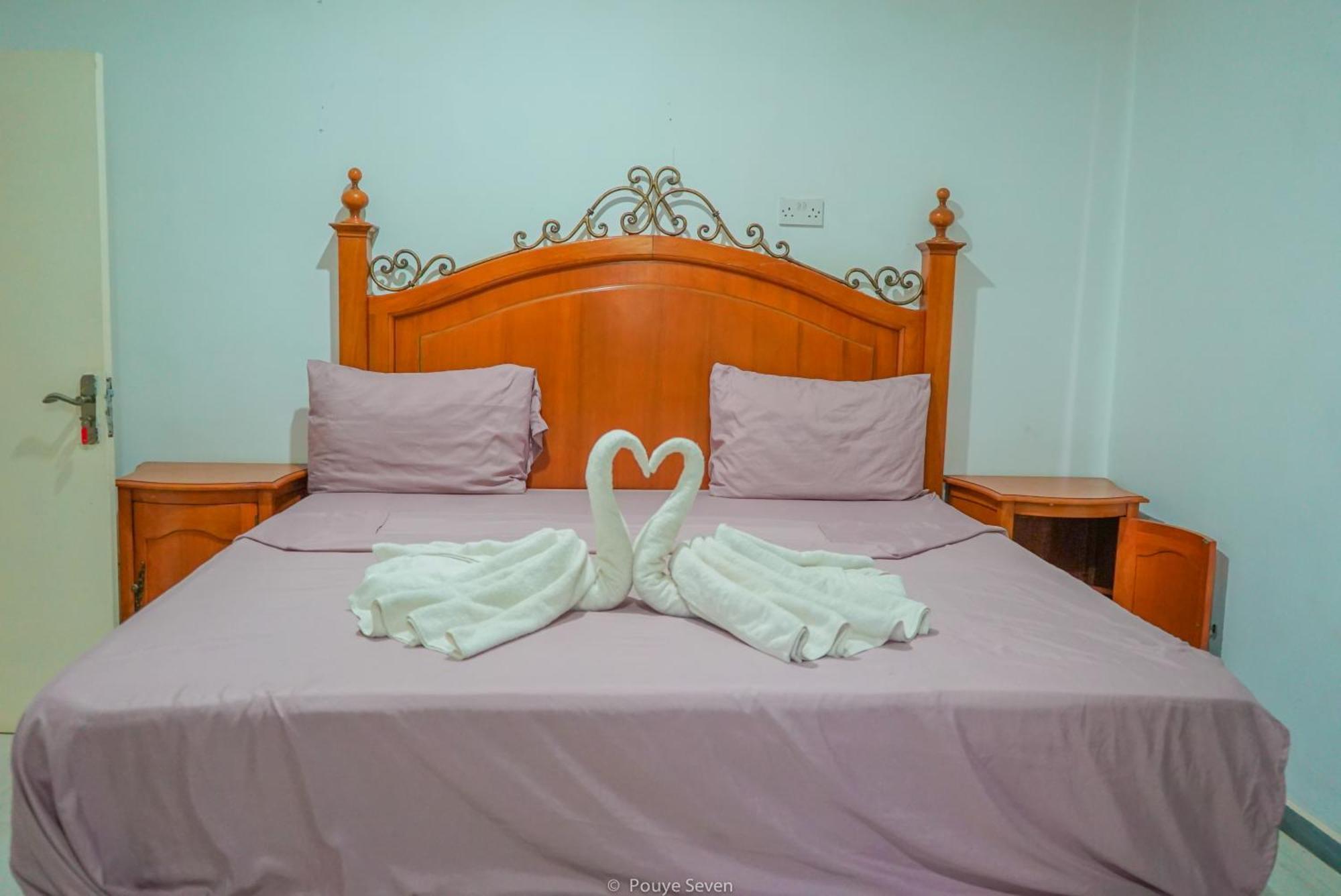 Mgm Apartments Gambia Кололі Екстер'єр фото
